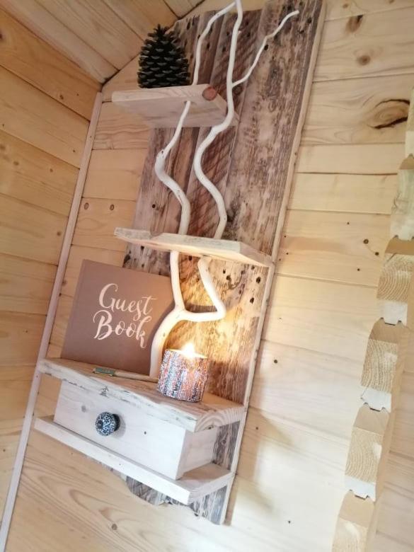 Le Studio Du Pressoir Gisay Ngoại thất bức ảnh