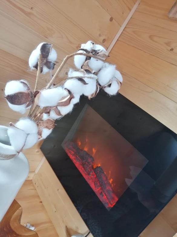 Le Studio Du Pressoir Gisay Ngoại thất bức ảnh