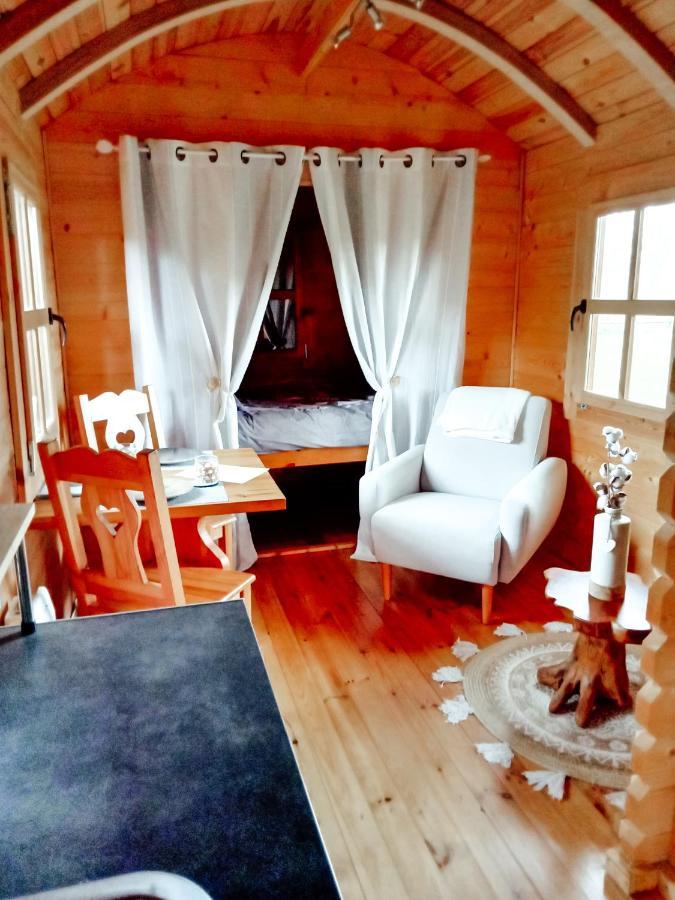 Le Studio Du Pressoir Gisay Ngoại thất bức ảnh