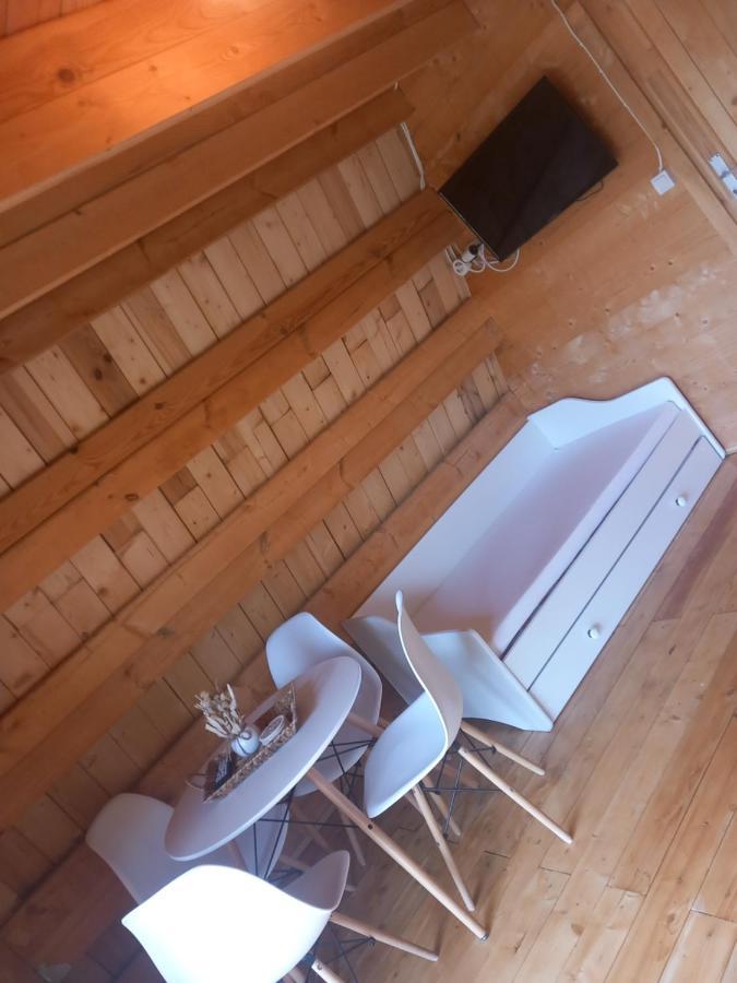 Le Studio Du Pressoir Gisay Ngoại thất bức ảnh